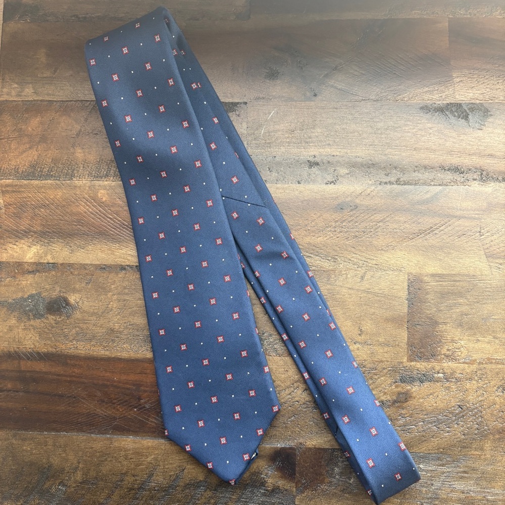 Christian Dior 100% Silk Vintage Tie Classic Business Professional Made in‎ USA